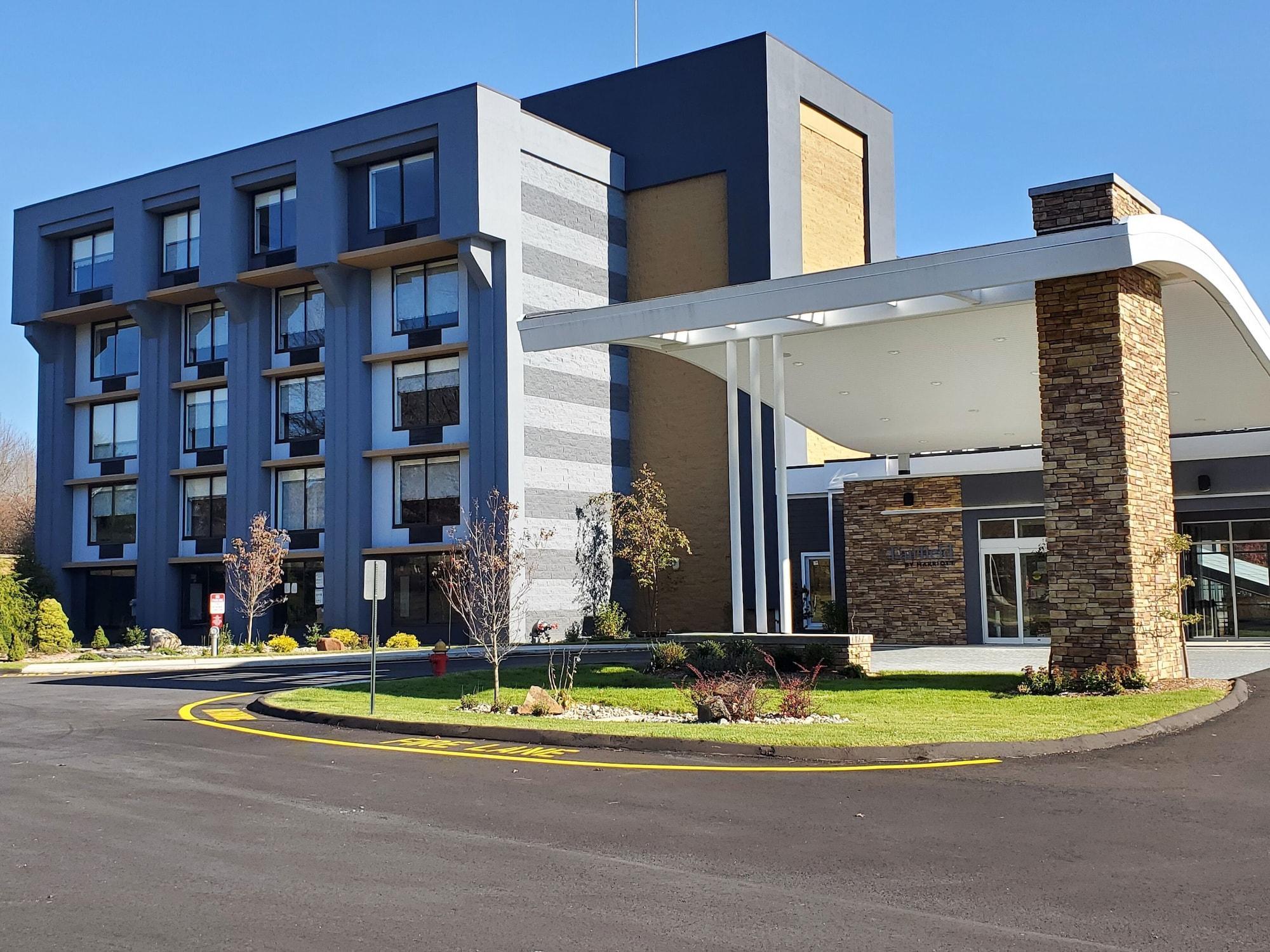 Fairfield Inn & Suites Springfield Энфилд Экстерьер фото