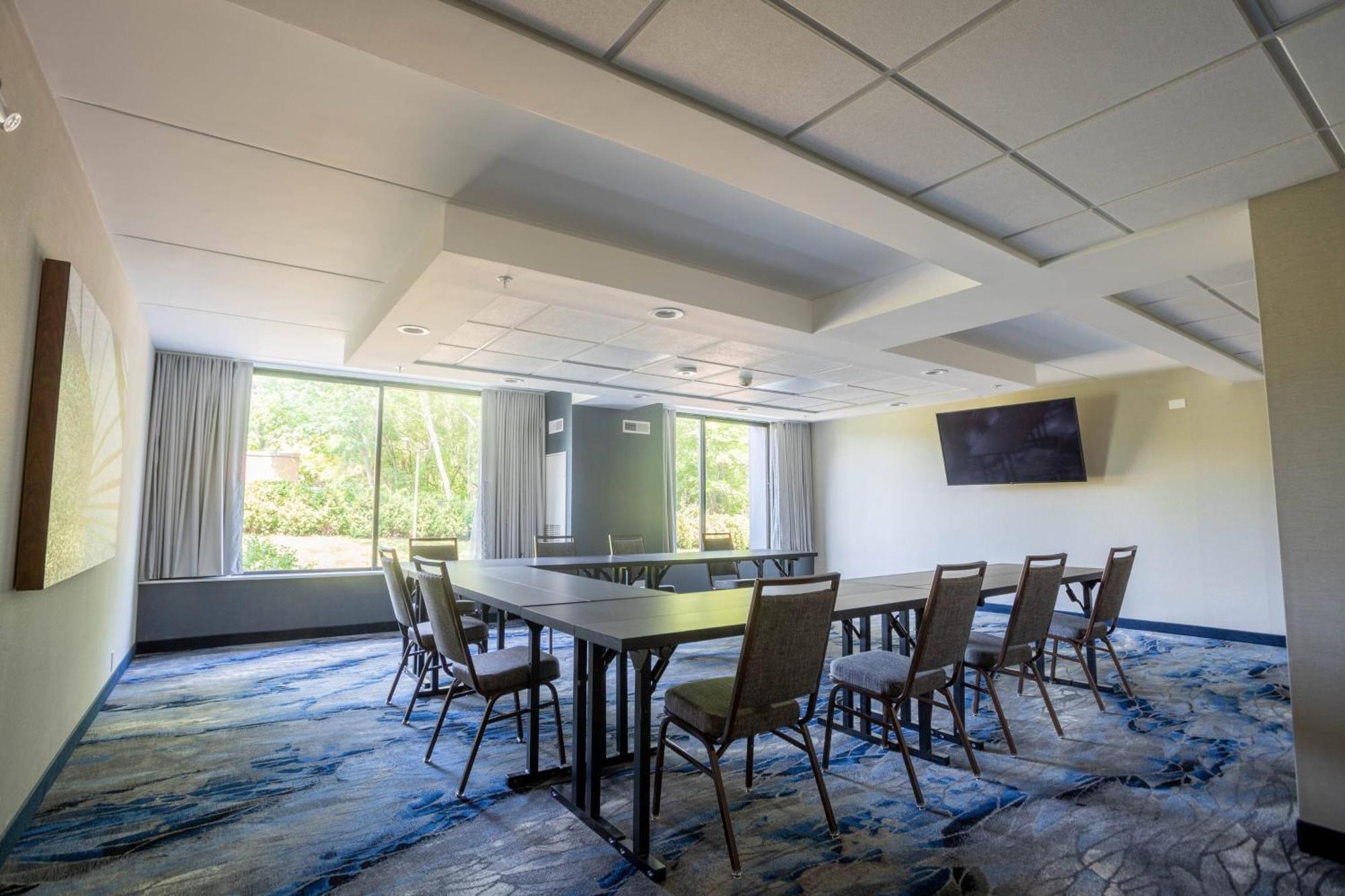 Fairfield Inn & Suites Springfield Энфилд Экстерьер фото